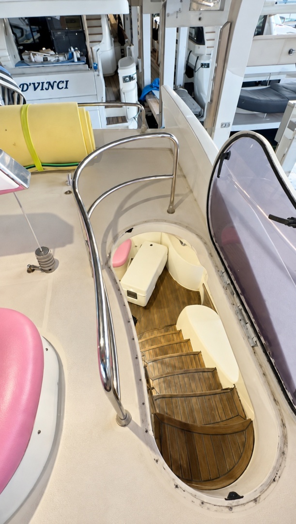 62 Azimut Fly   2004 62ft Azimut Yacht For Sale