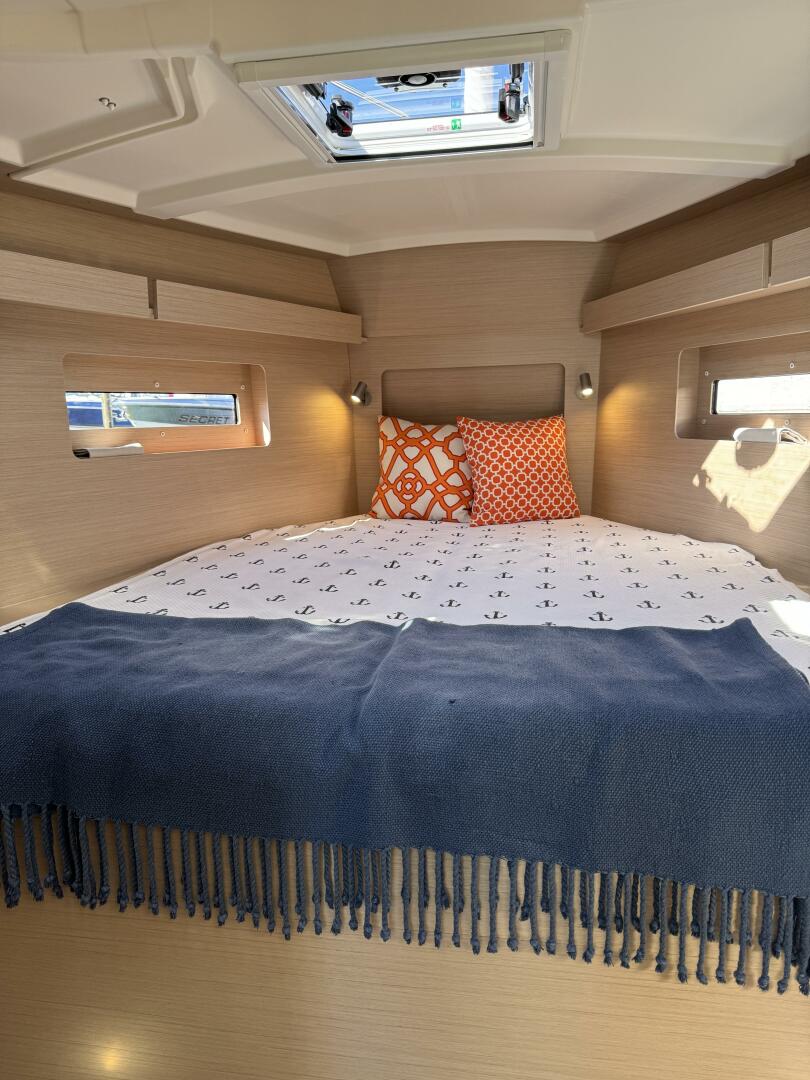 In Stock 37ft Beneteau Yacht For Sale