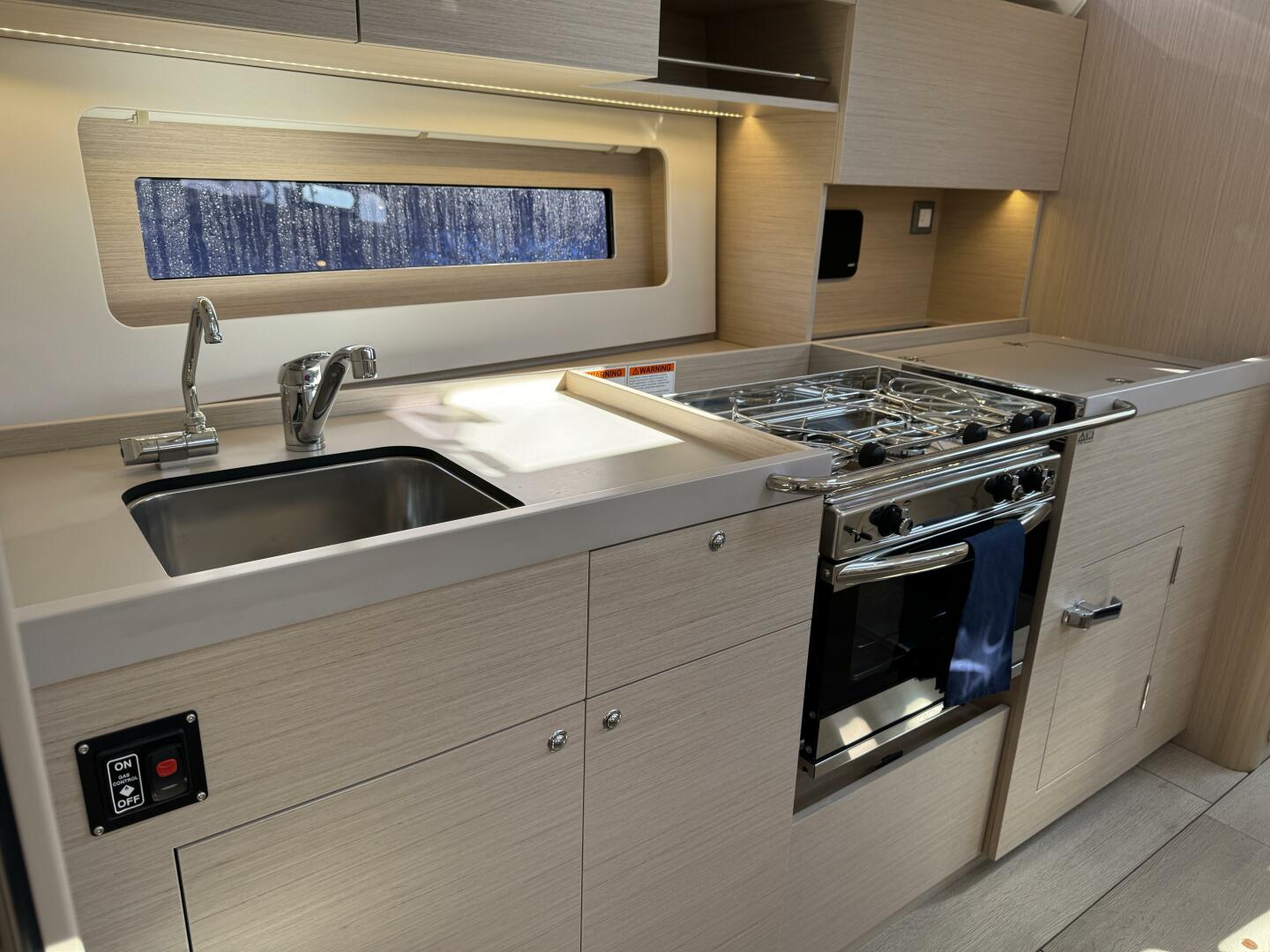 In Stock 37ft Beneteau Yacht For Sale