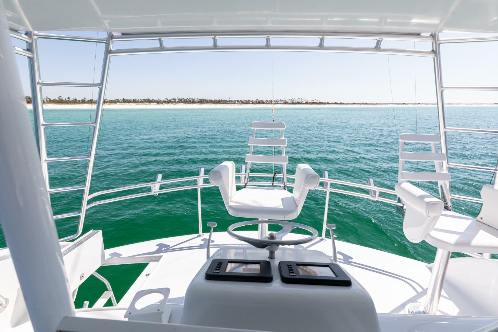 1998 Miller Marine 60' Convertible CAT'N'AROUND-Helm 4
