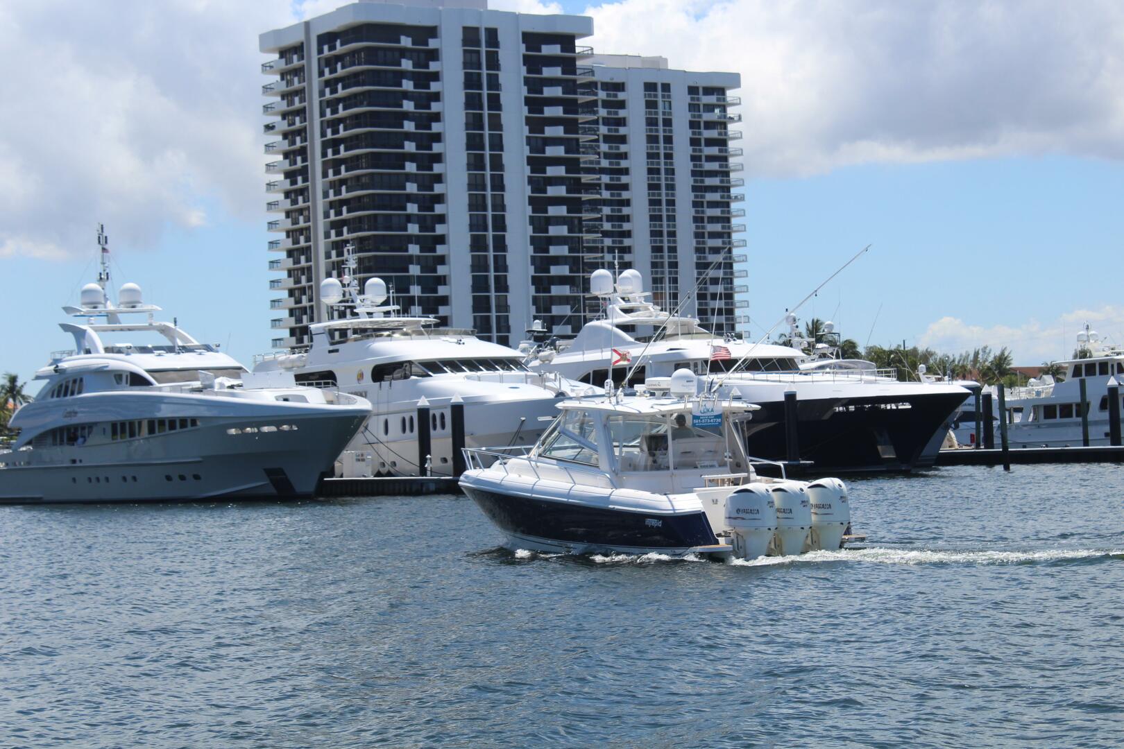 43ft Intrepid Yacht For Sale