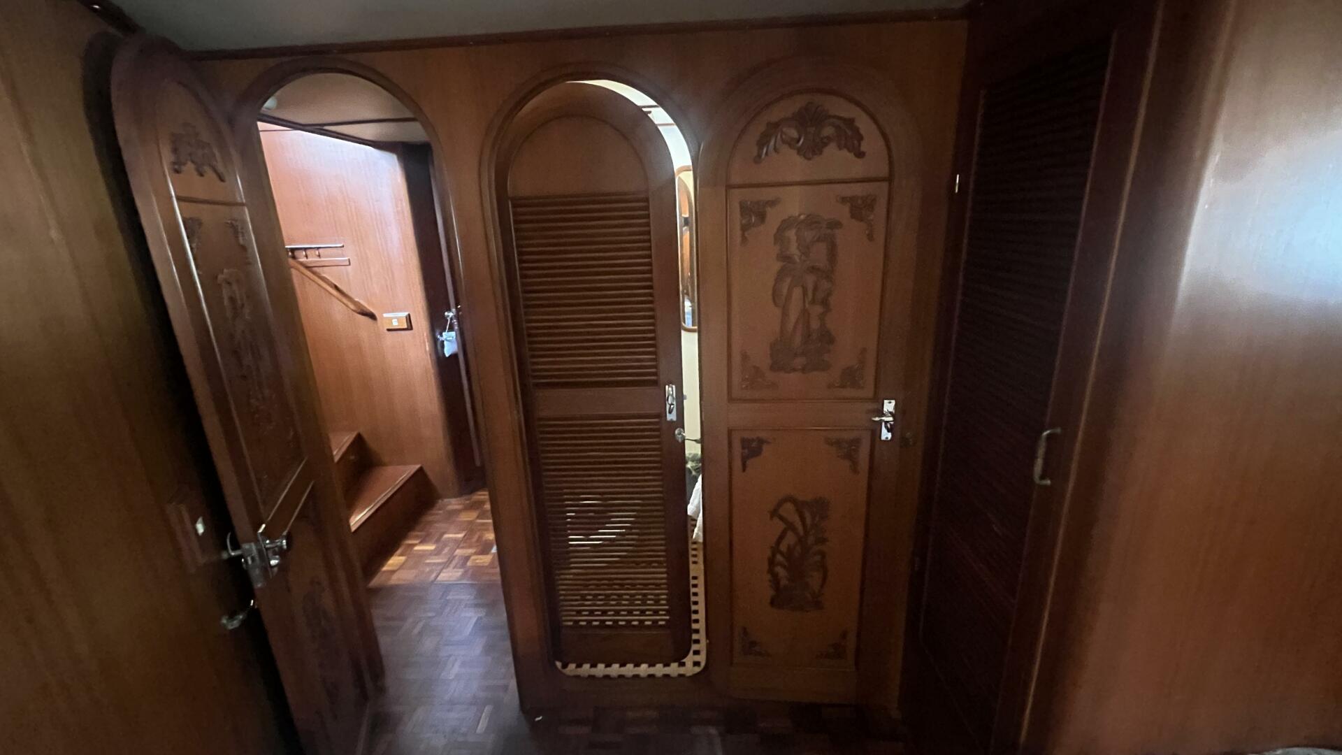 Island Angel 62ft Marine Trader Yacht For Sale