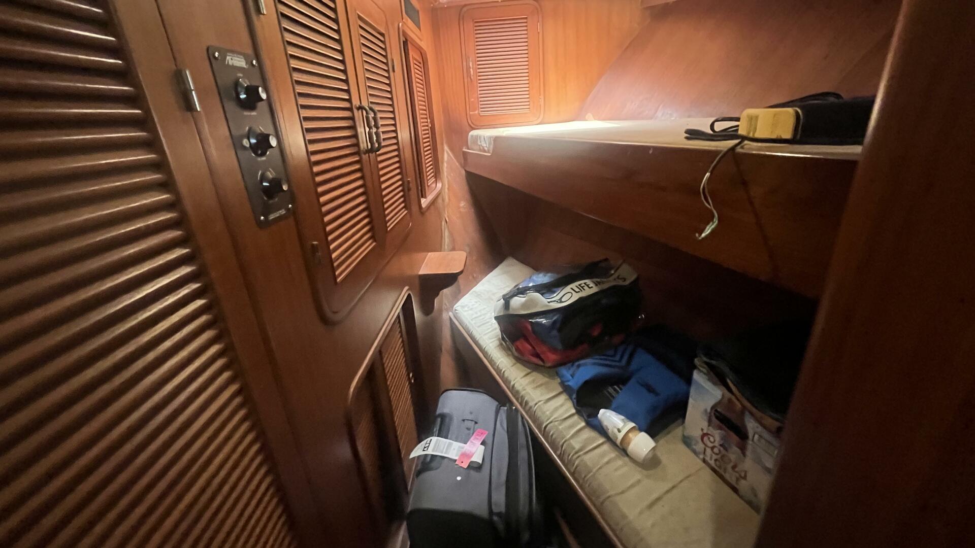 Island Angel 62ft Marine Trader Yacht For Sale