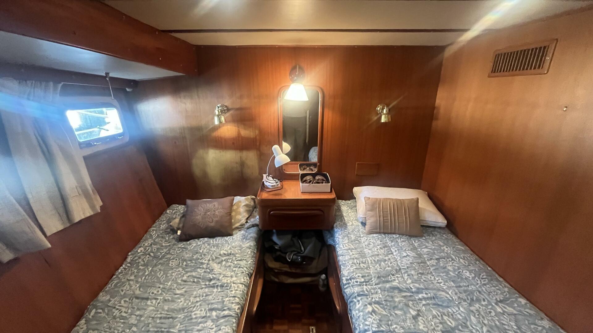 Island Angel 62ft Marine Trader Yacht For Sale