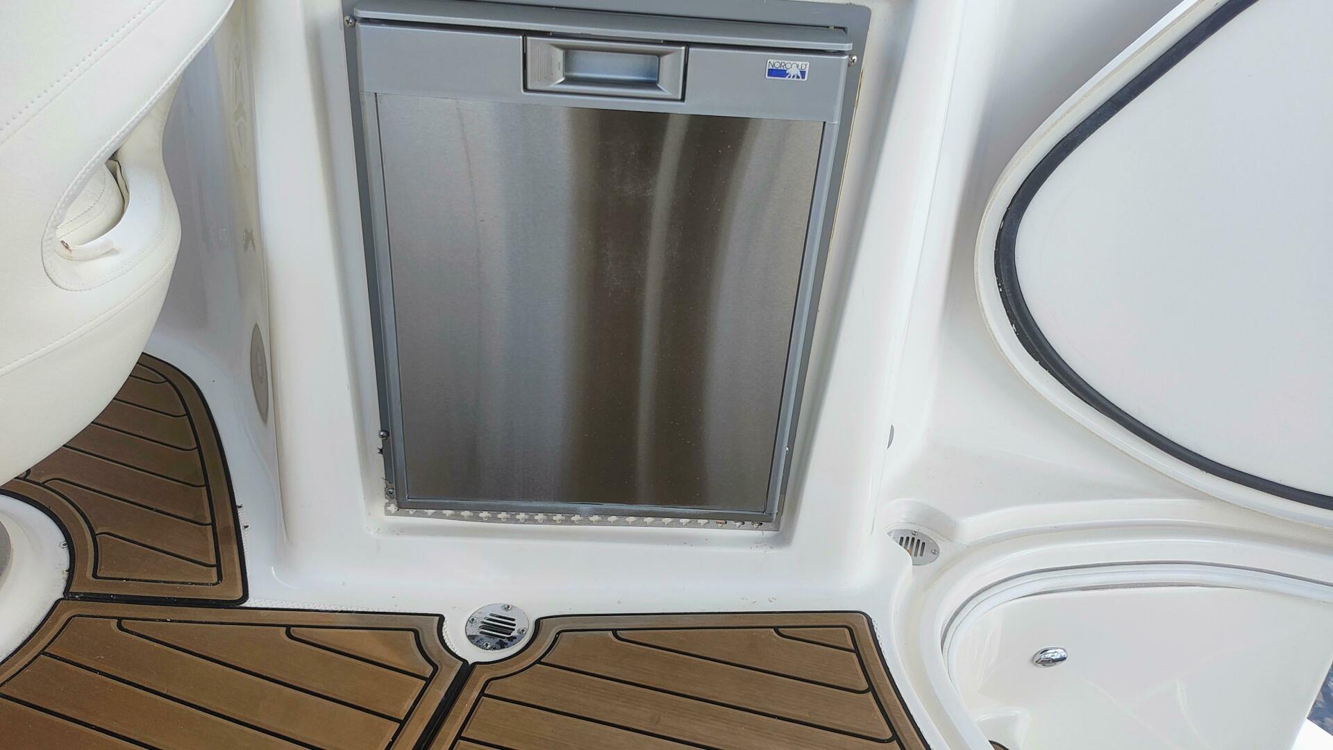 Meridian 391 — Nauti Pelican - Photo 14