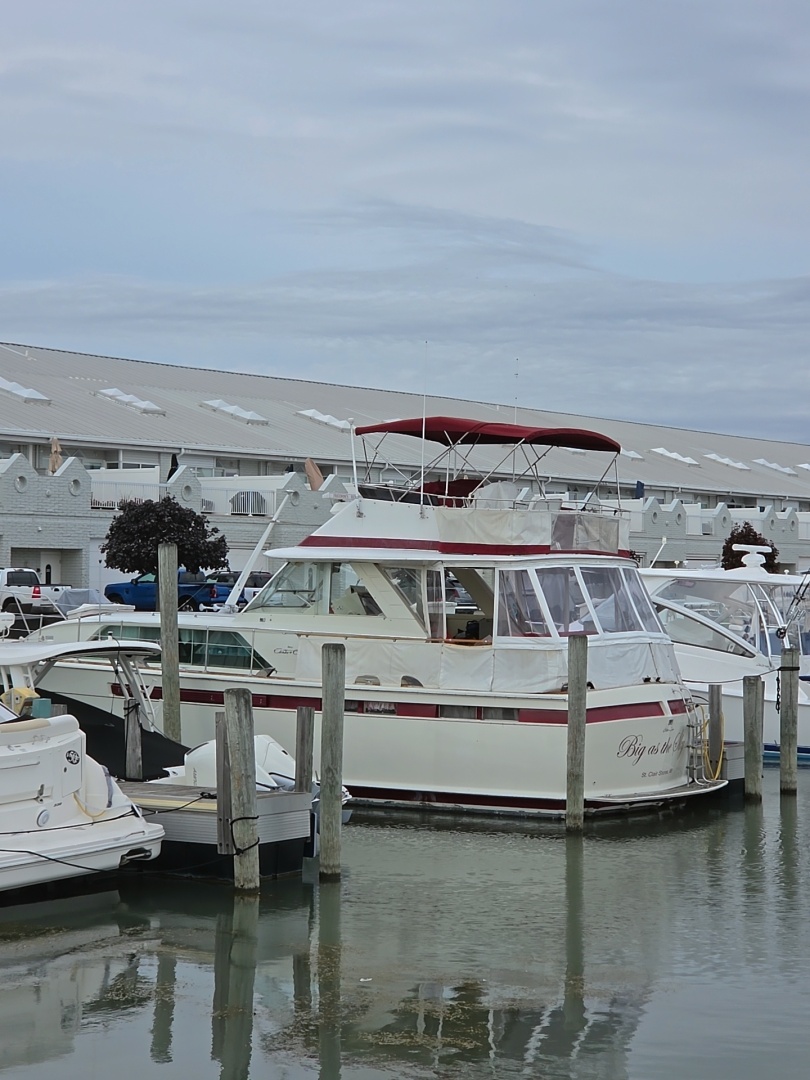 1971 Chris-Craft 47 Commander