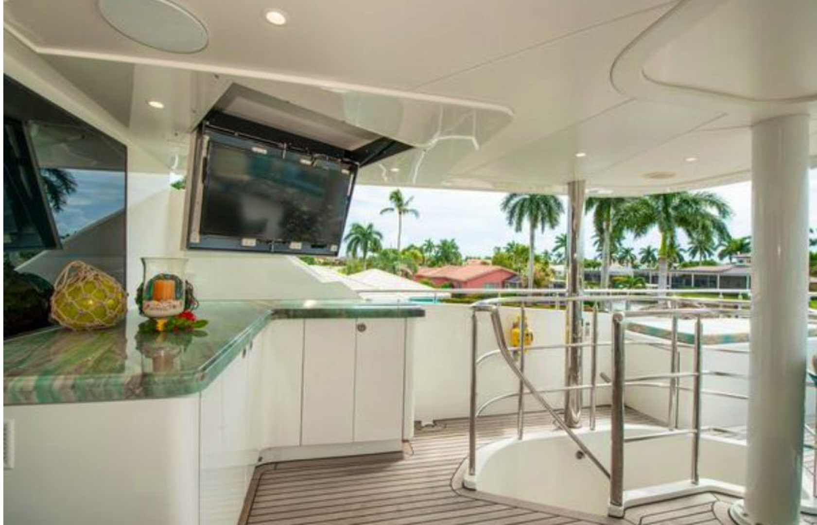 HOMECOMING 136ft Horizon Yacht For Sale