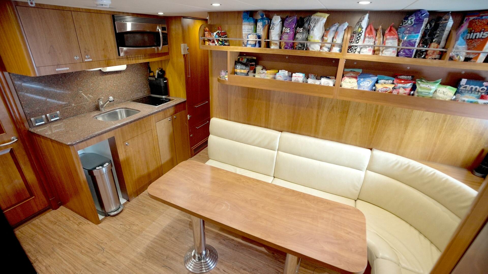 HOMECOMING 136ft Horizon Yacht For Sale