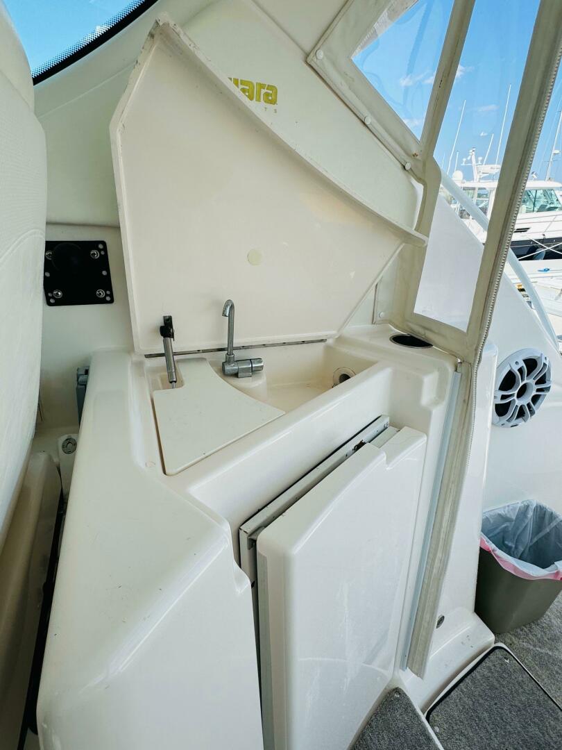 Why Knot 39ft Tiara Yachts Yacht For Sale