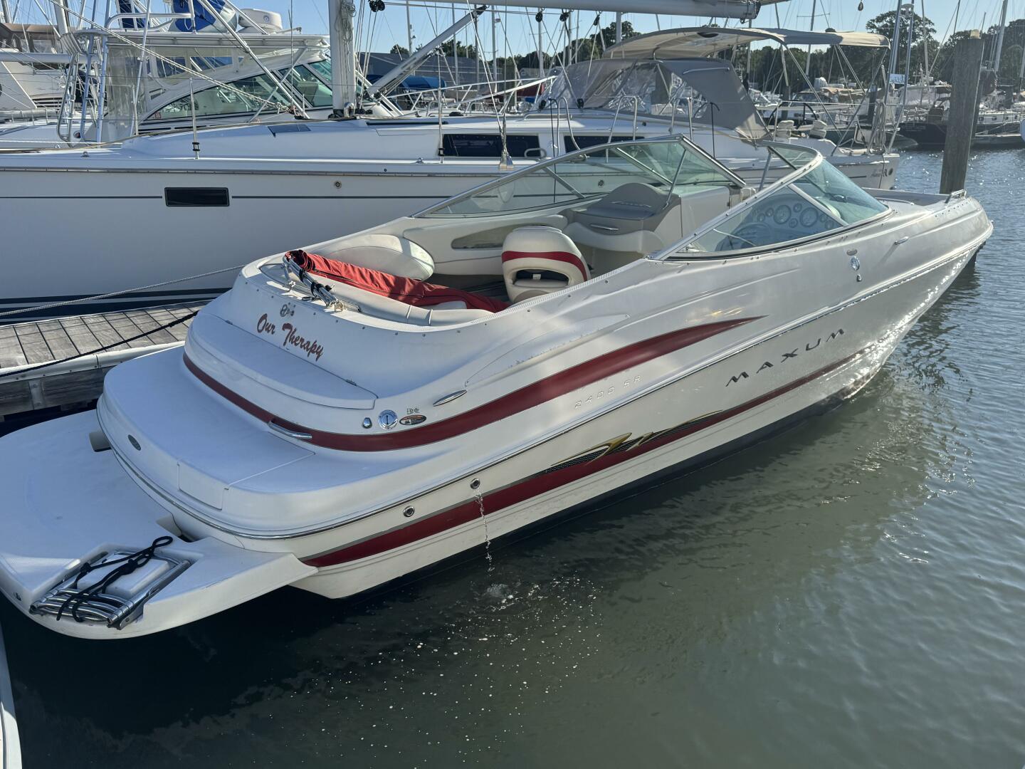 24ft Maxum Yacht For Sale
