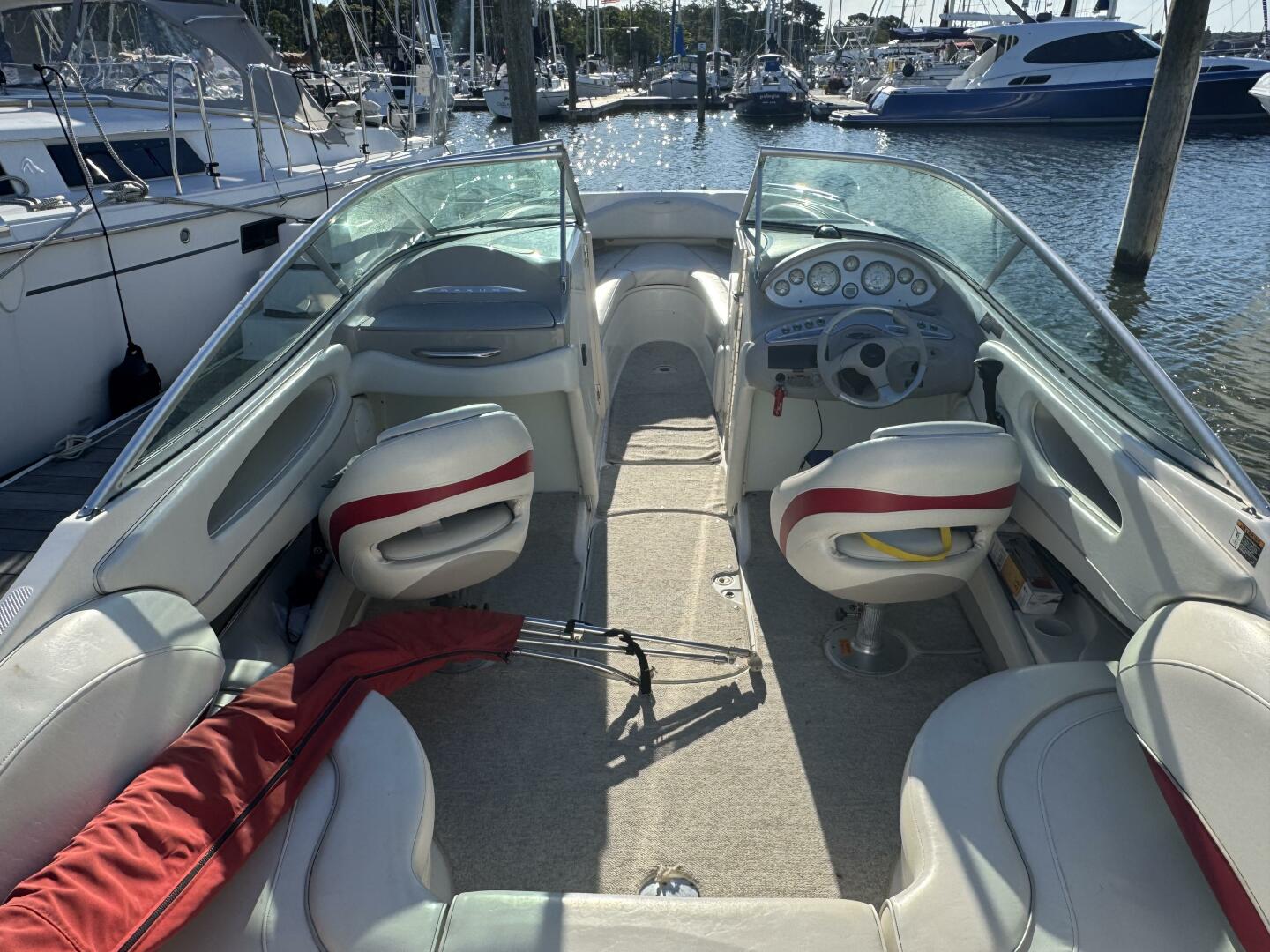 24ft Maxum Yacht For Sale