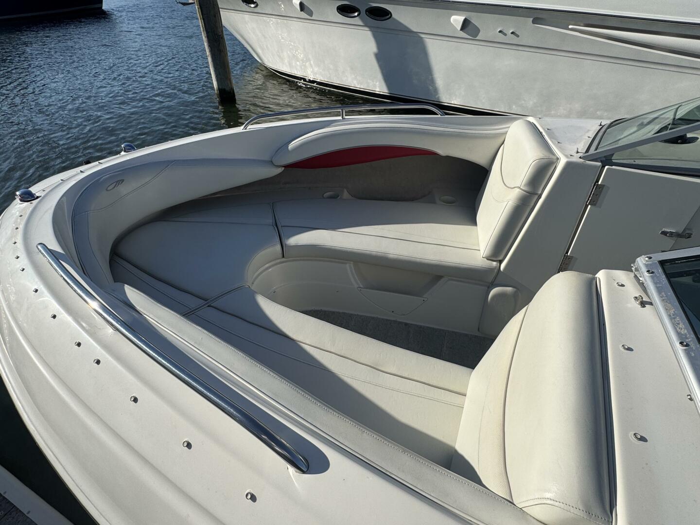 24ft Maxum Yacht For Sale