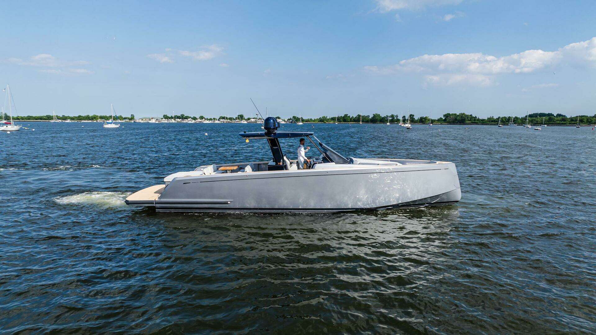 AVAILABLE NOW 43ft Pardo Yachts Yacht For Sale AVAILABLE NOW 43ft Pardo Yachts Yacht For Sale