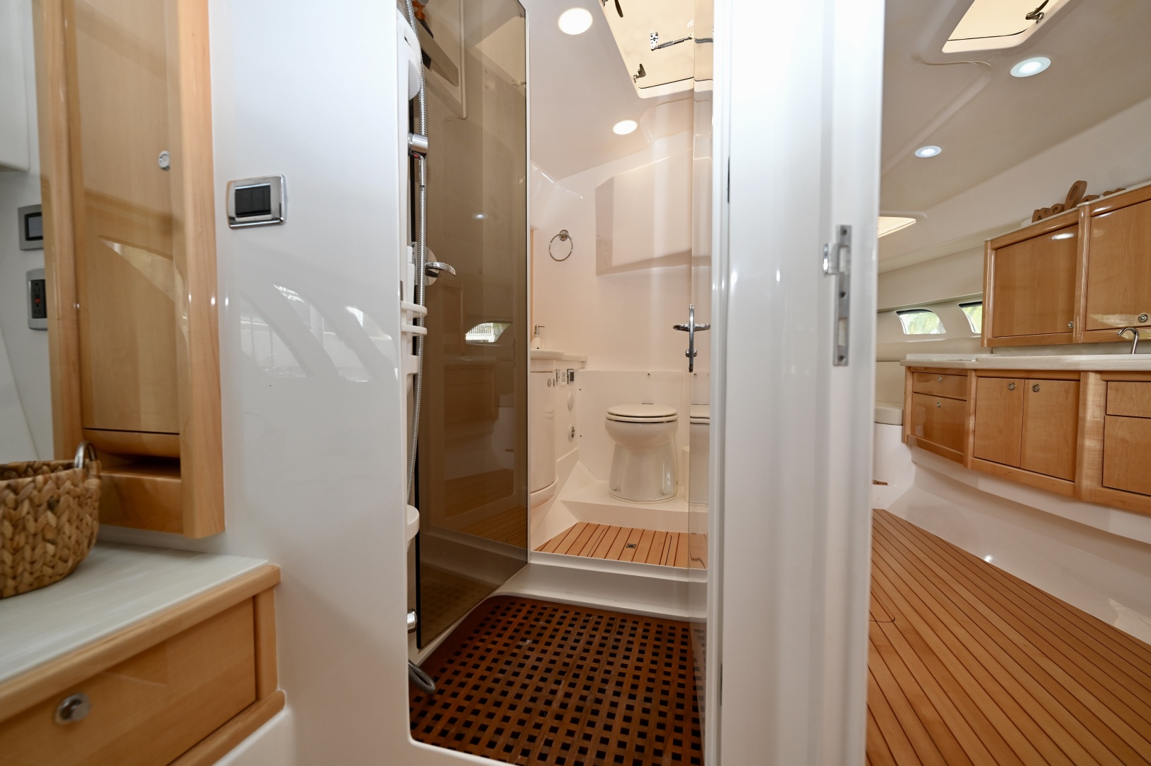 47ft Intrepid Yacht For Sale 47ft Intrepid Yacht For Sale