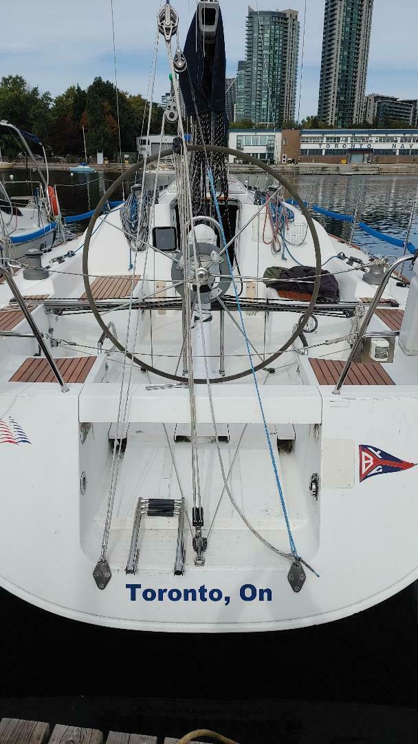 36ft Beneteau Yacht For Sale
