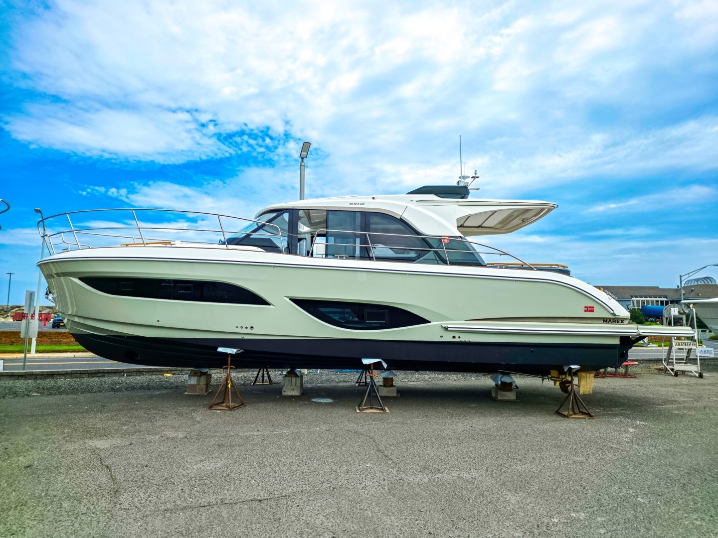 44ft Marex Yacht For Sale