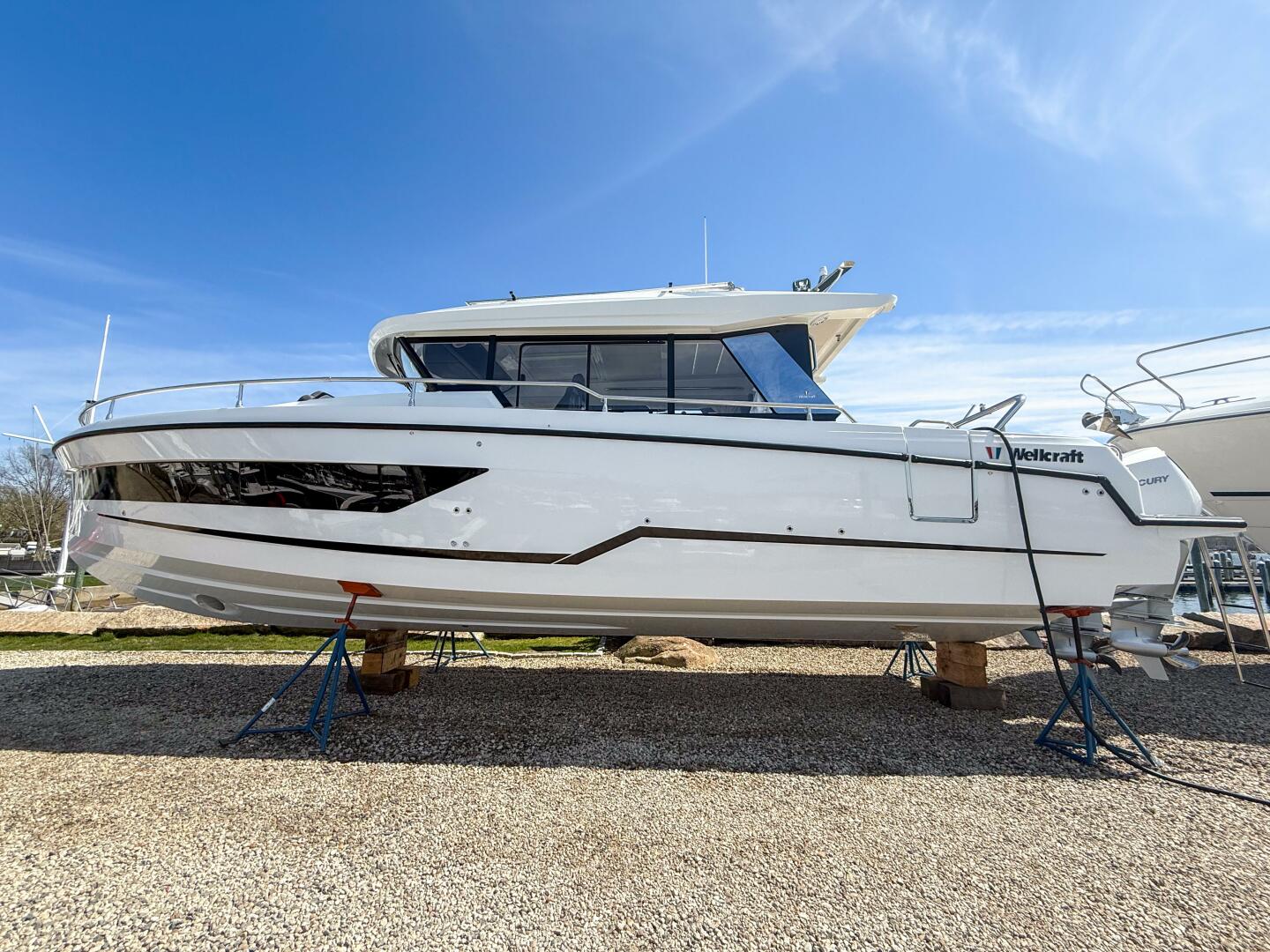In Stock 38ft Wellcraft Yacht For Sale