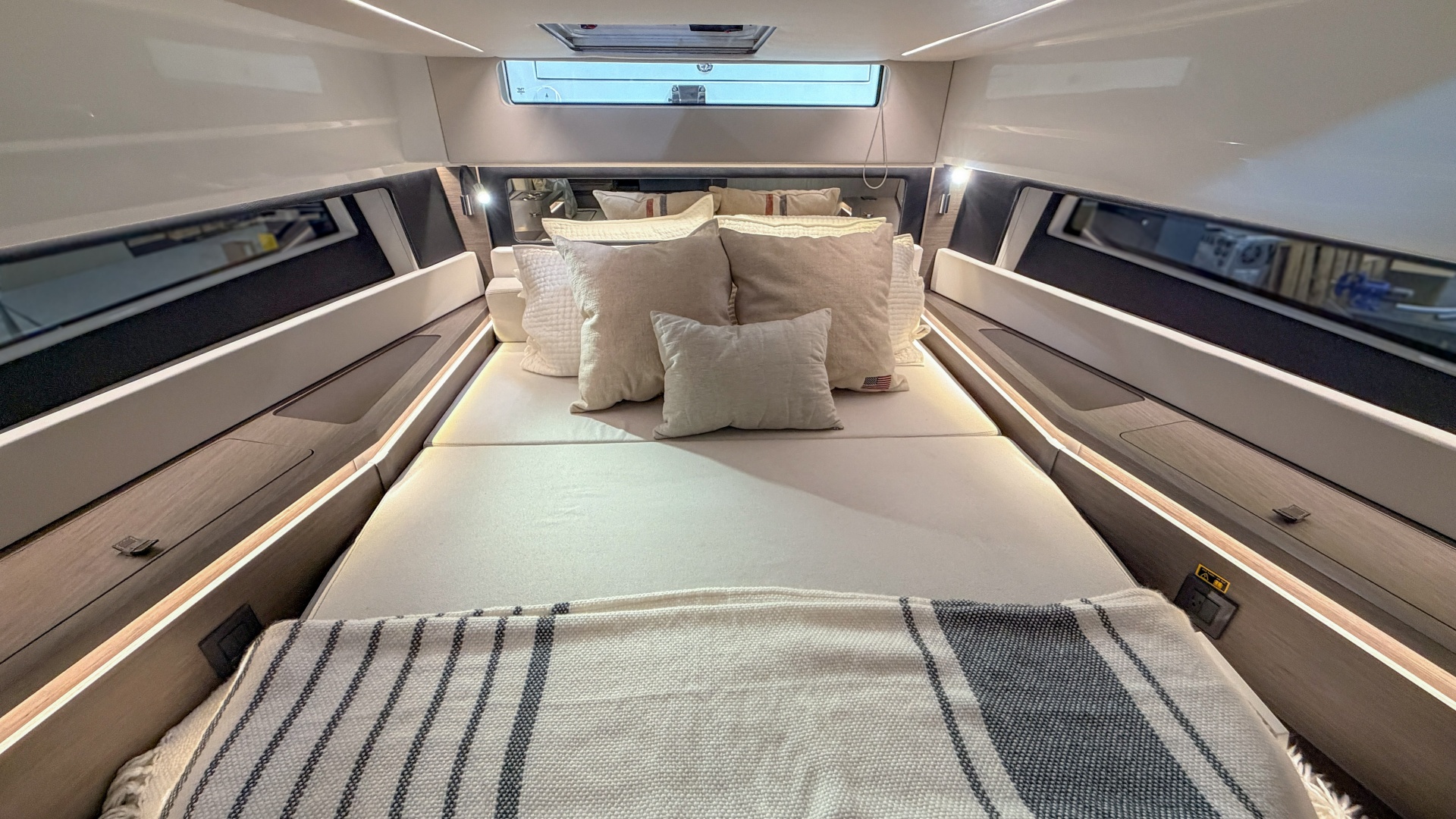 In Stock 38ft Wellcraft Yacht For Sale In Stock 38ft Wellcraft Yacht For Sale