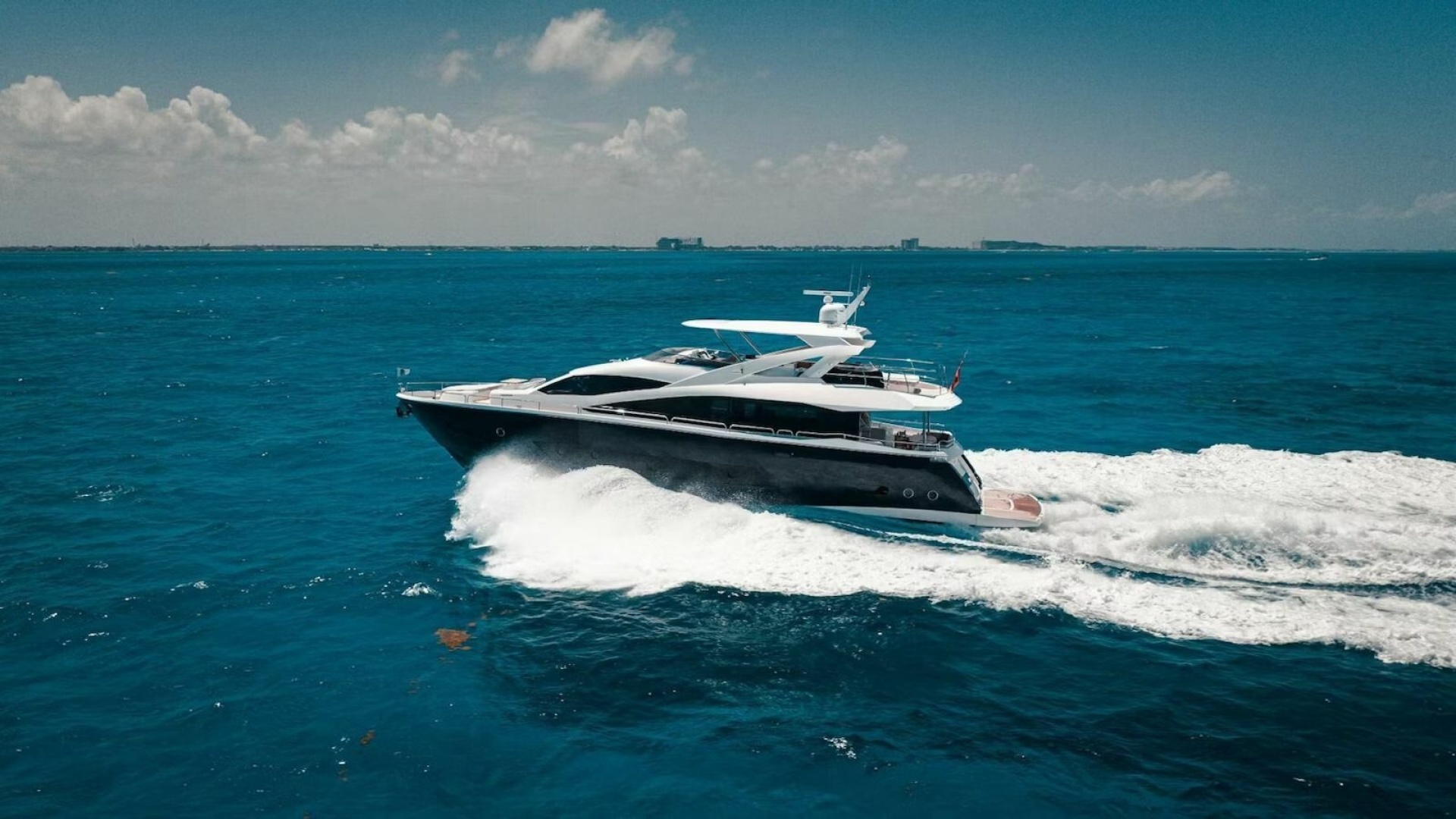 Tatis 86ft Sunseeker Yacht For Sale Tatis 86ft Sunseeker Yacht For Sale