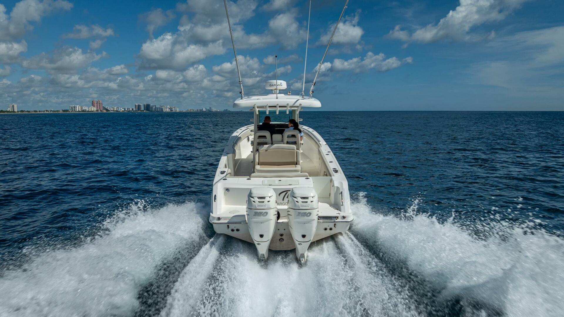 330 Boston Whaler 33ft Boston Whaler Yacht For Sale