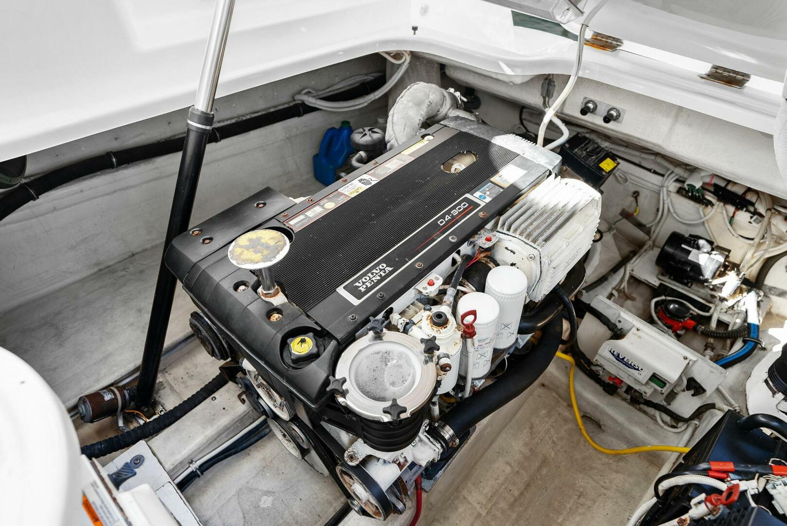 Fridge Benefit 35ft Tiara Yachts Yacht For Sale
