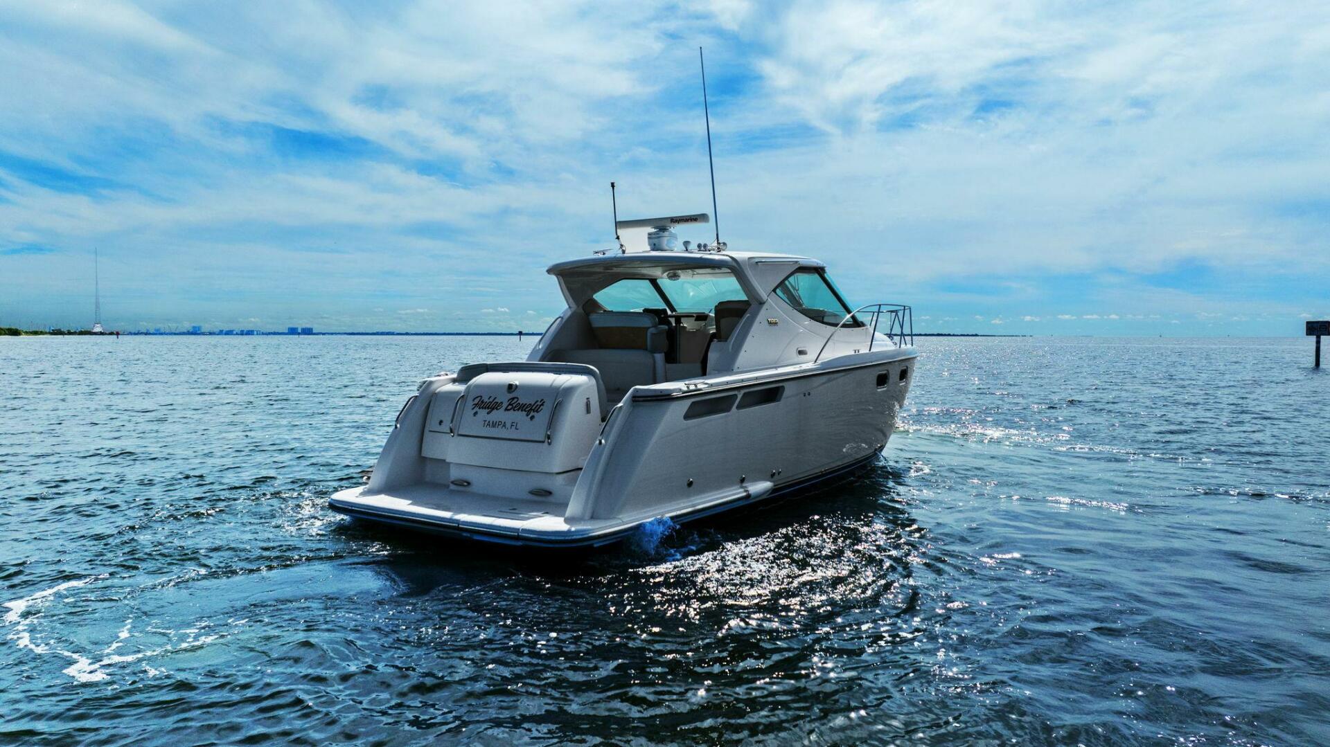 Fridge Benefit 35ft Tiara Yachts Yacht For Sale