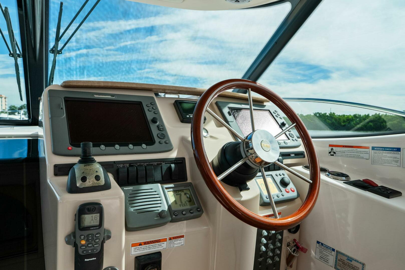 Fridge Benefit 35ft Tiara Yachts Yacht For Sale