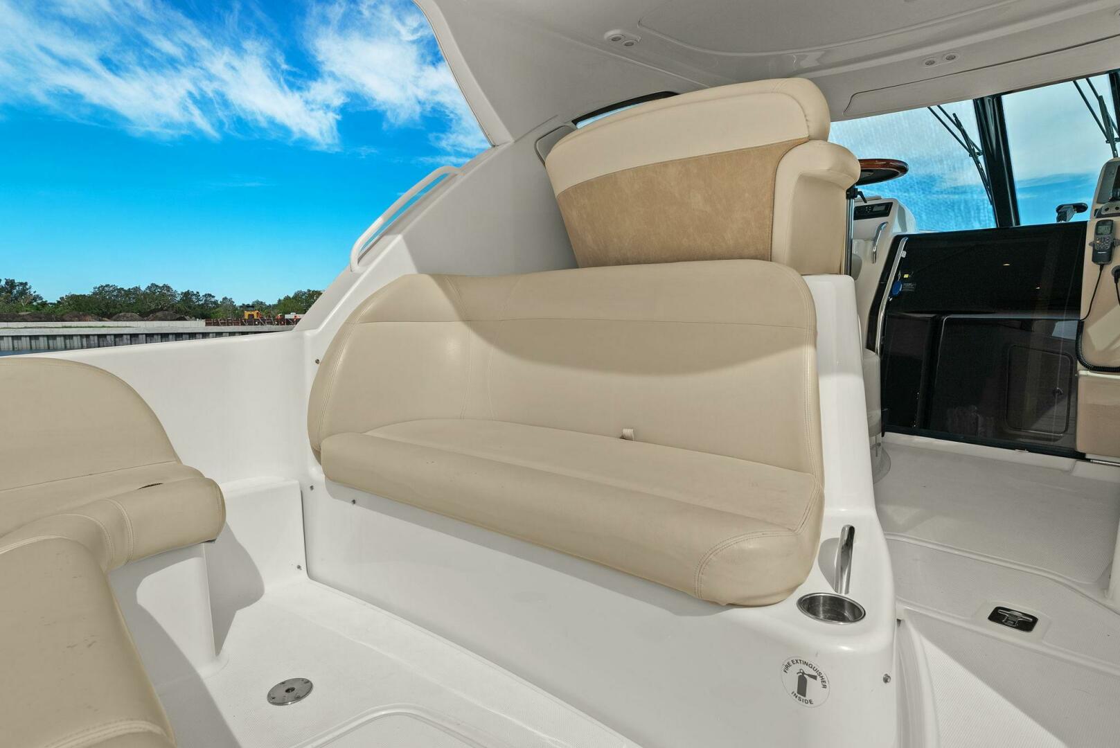 Fridge Benefit 35ft Tiara Yachts Yacht For Sale