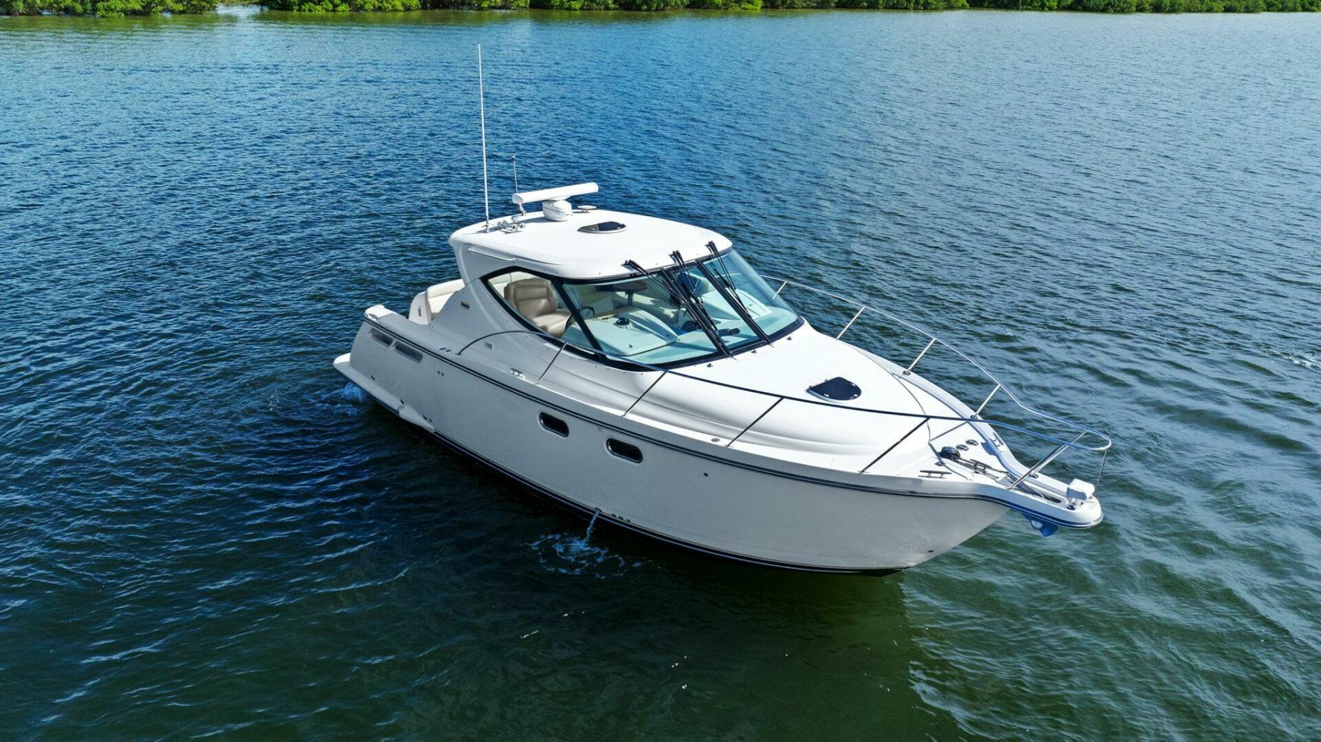 Fridge Benefit 35ft Tiara Yachts Yacht For Sale