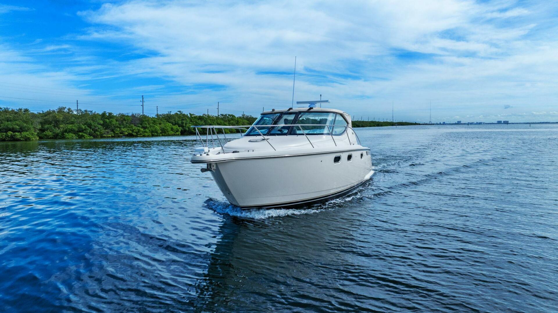 Fridge Benefit 35ft Tiara Yachts Yacht For Sale