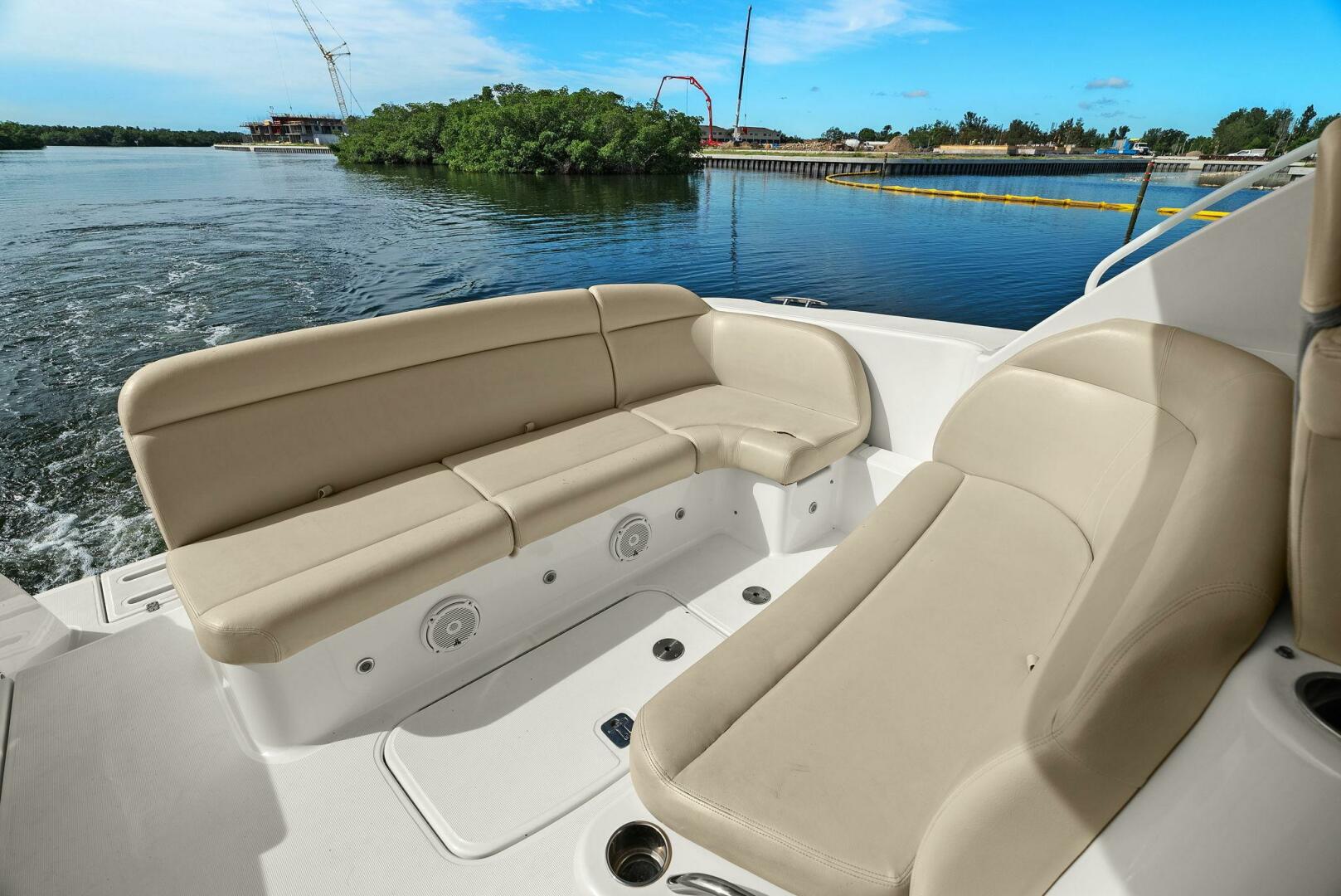 Fridge Benefit 35ft Tiara Yachts Yacht For Sale