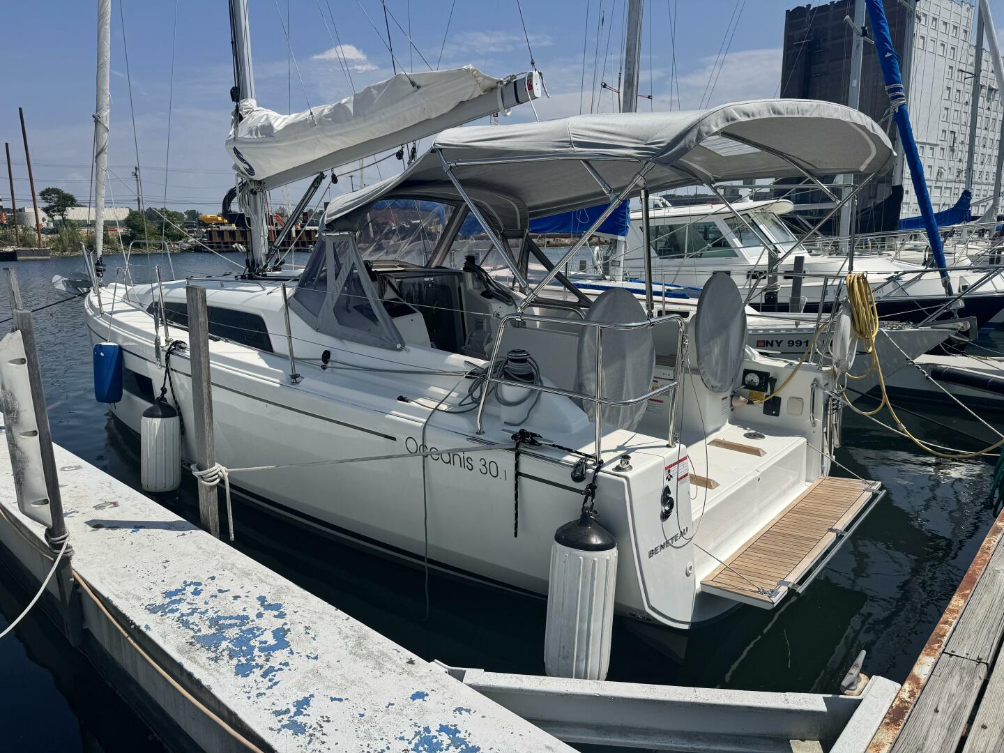 Wild Twist 30ft Beneteau Yacht For Sale