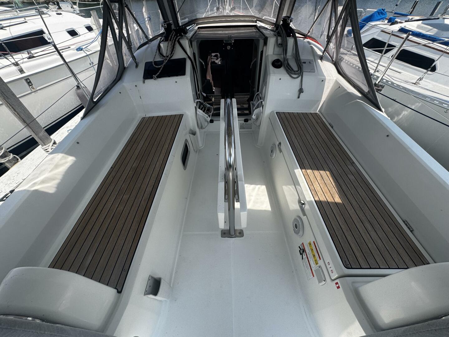 Wild Twist 30ft Beneteau Yacht For Sale