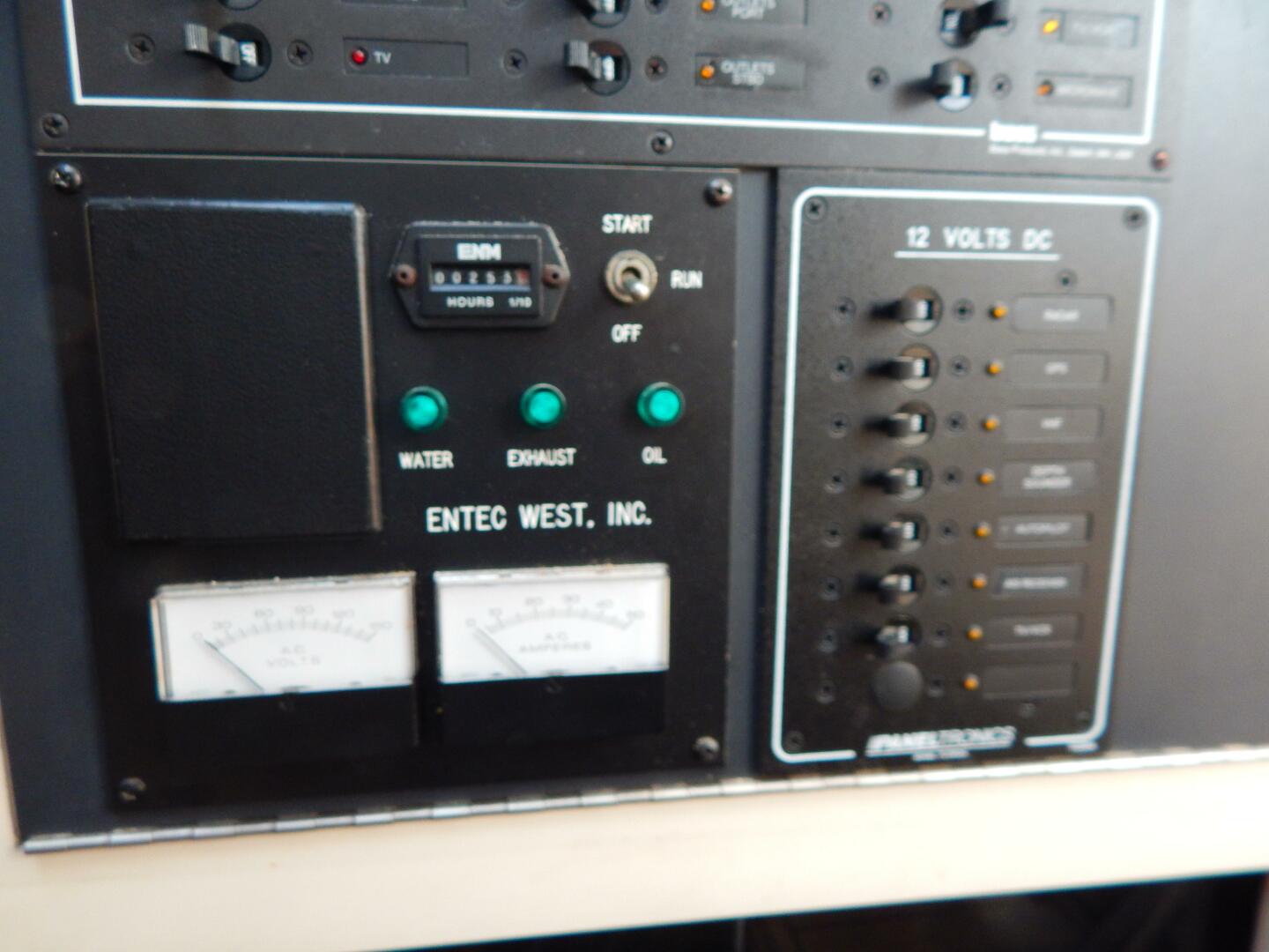 Sweet Caroline 31ft Albin Yacht For Sale