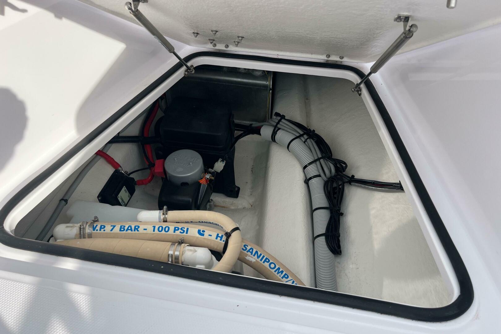 Sea Gondola 28ft Axopar Yacht For Sale