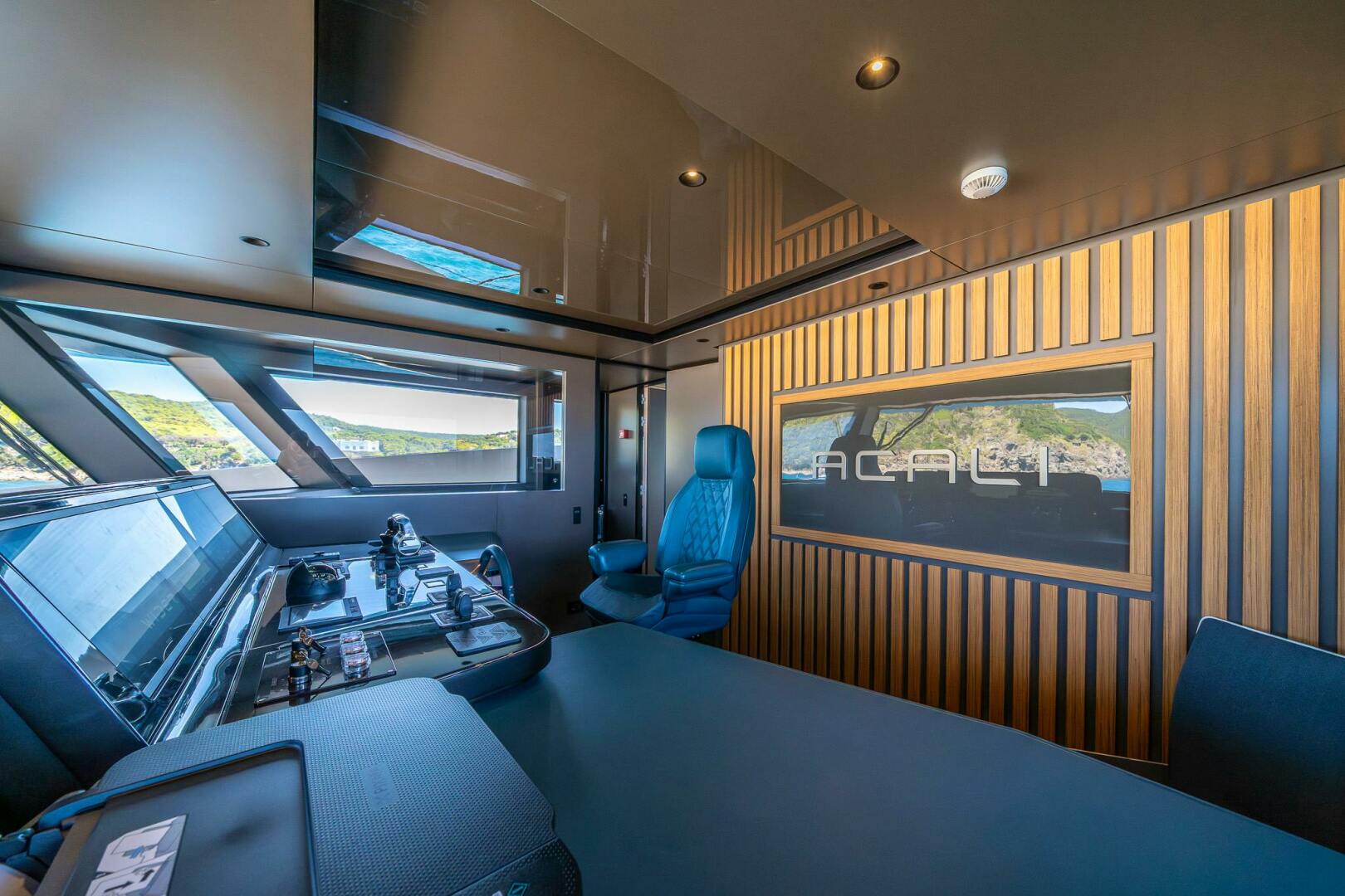 ACALI 91ft Wider Yachts Yacht For Sale