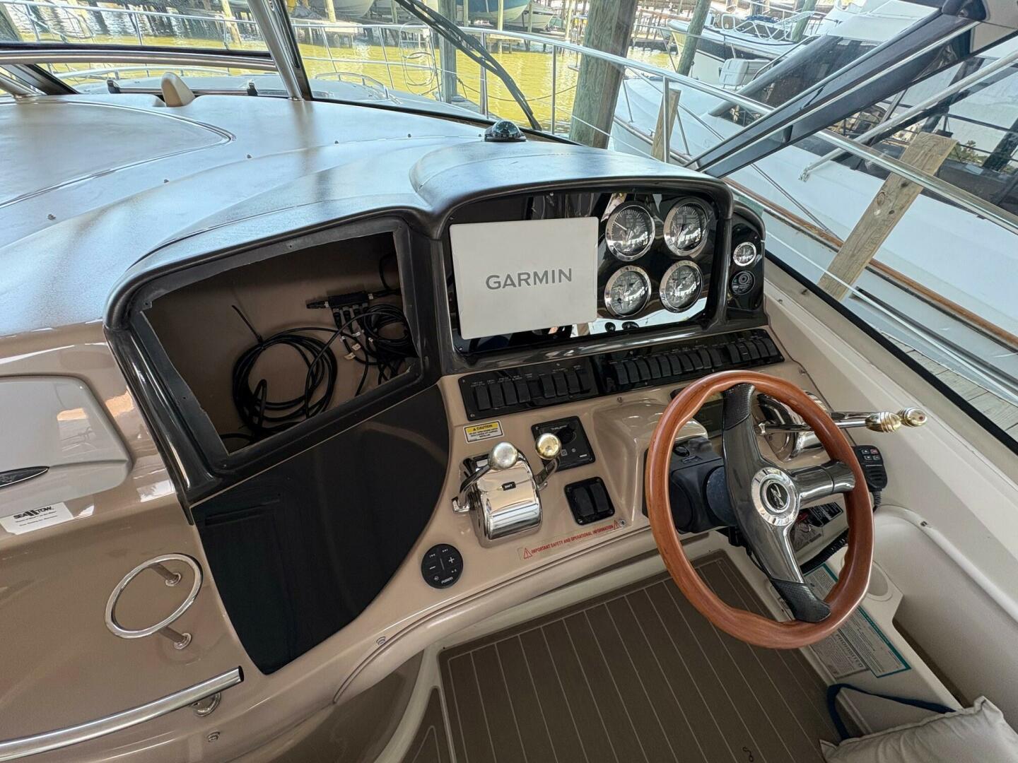 2004 Sea Ray 420 DA 