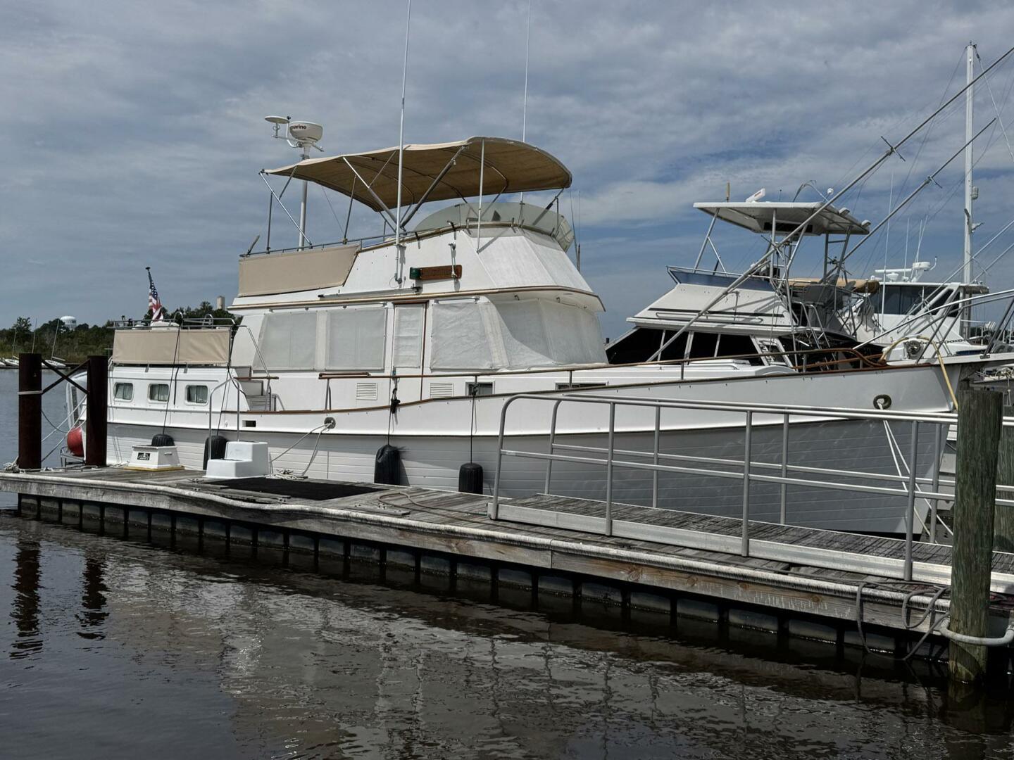 Carolina Breeze 42ft Grand Banks Yacht For Sale