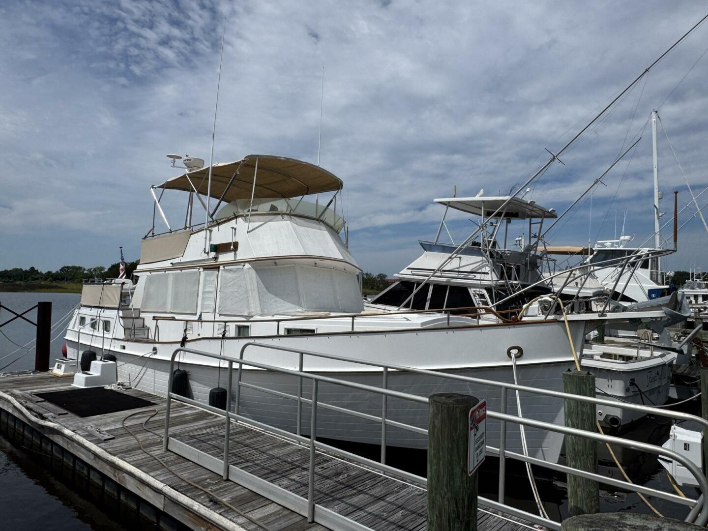 Carolina Breeze 42ft Grand Banks Yacht For Sale