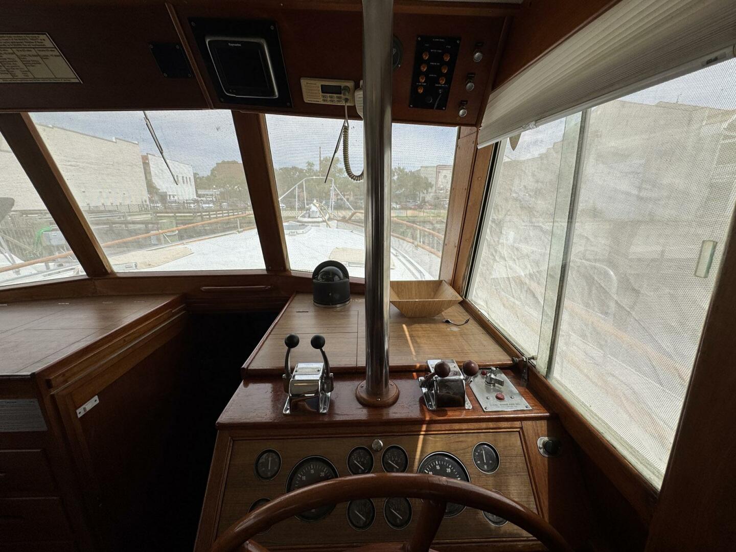 Carolina Breeze 42ft Grand Banks Yacht For Sale