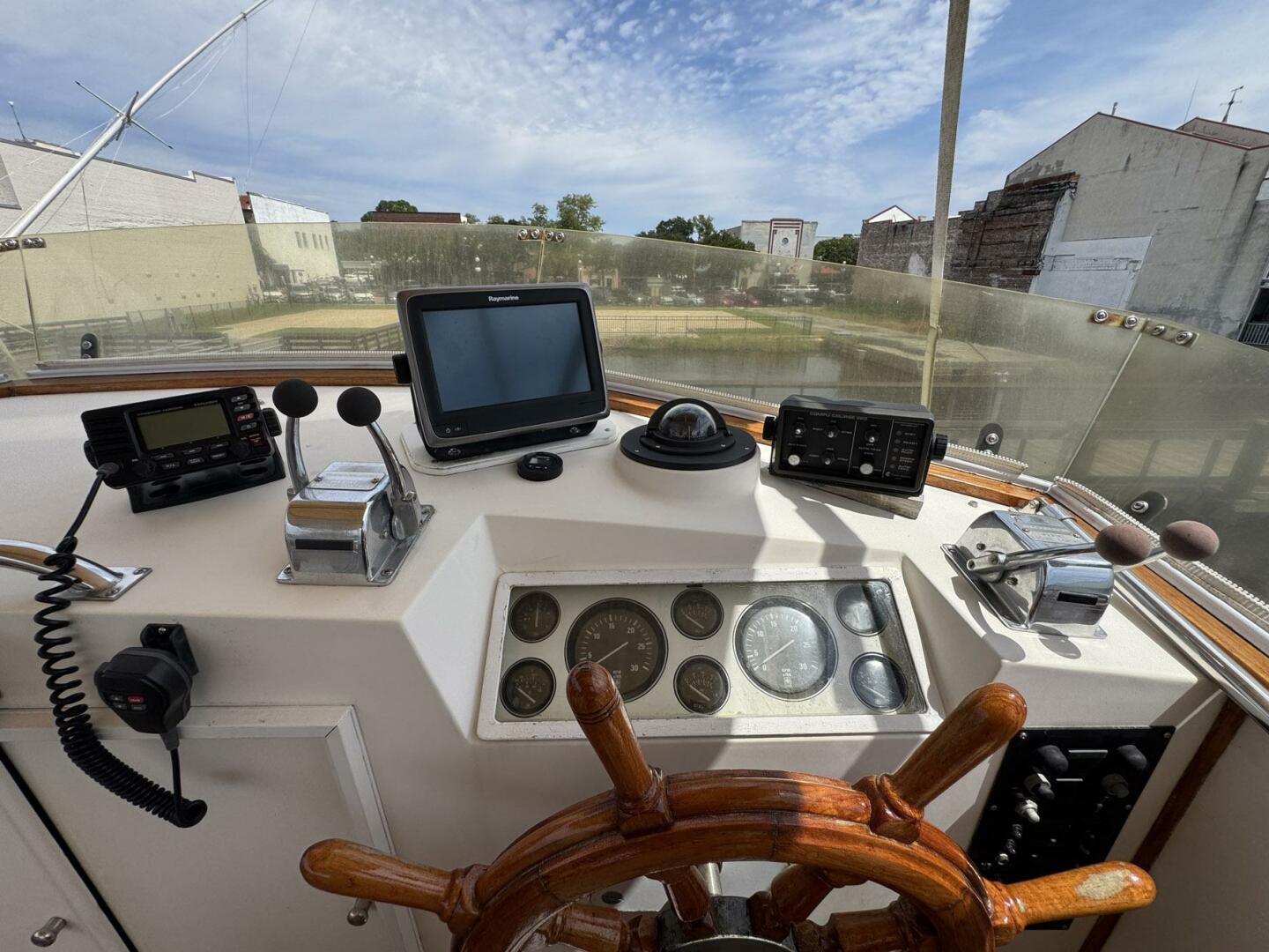 Carolina Breeze 42ft Grand Banks Yacht For Sale
