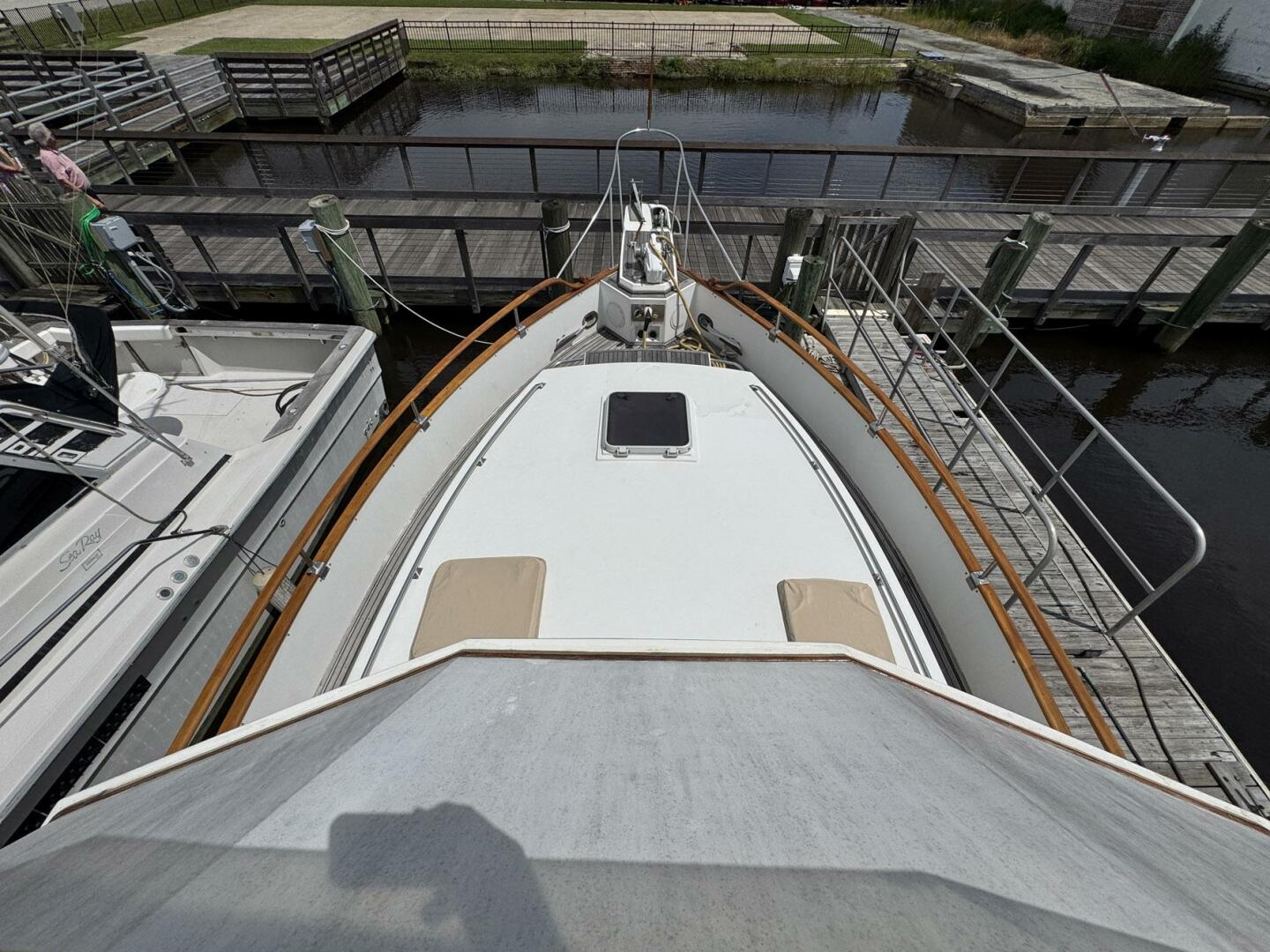 Carolina Breeze 42ft Grand Banks Yacht For Sale