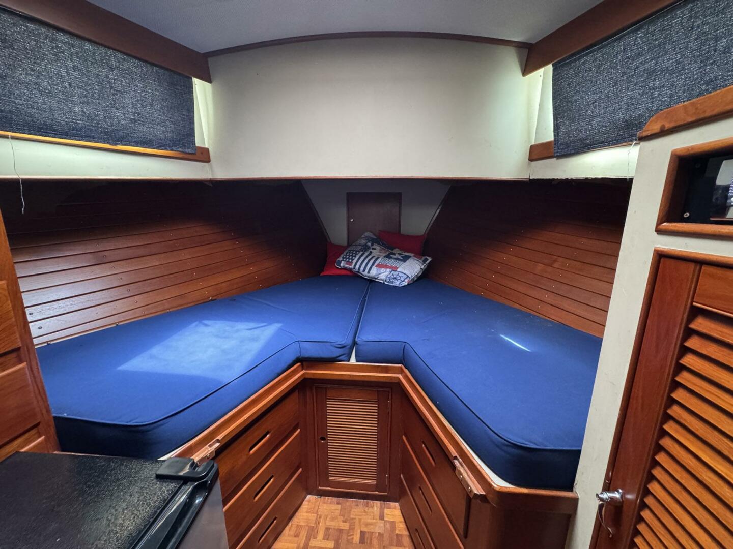 Carolina Breeze 42ft Grand Banks Yacht For Sale