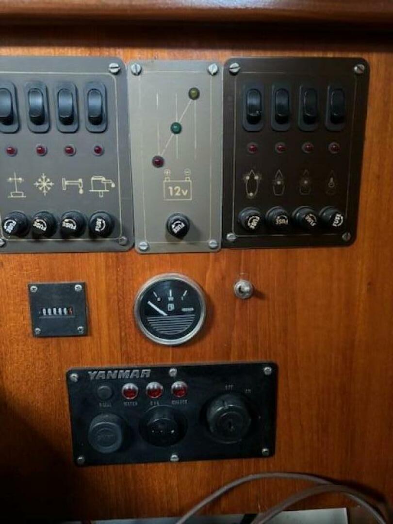 BIMINI 32ft Beneteau Yacht For Sale