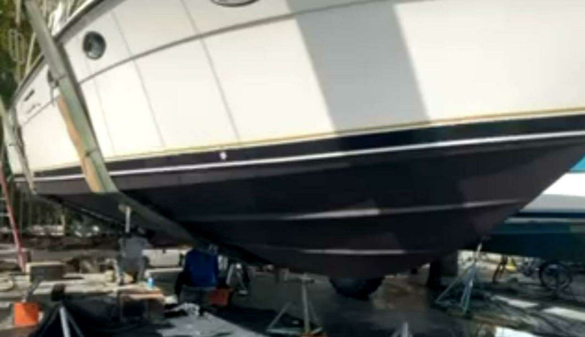 Tiara Yachts  Yacht For Sale