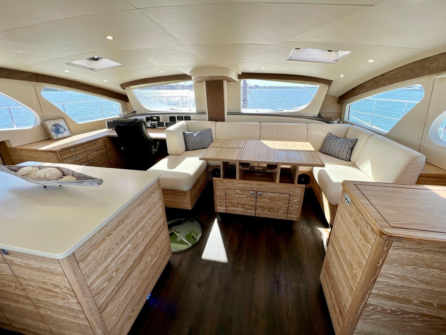 50ft Xquisite Yachts Yacht For Sale