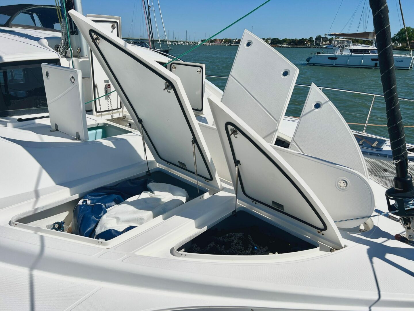50ft Xquisite Yachts Yacht For Sale
