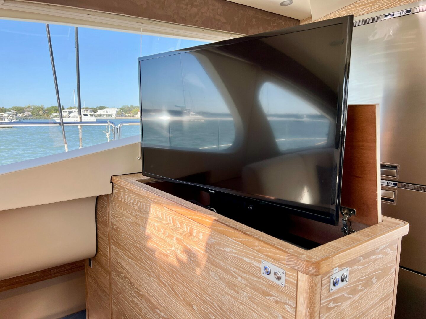 50ft Xquisite Yachts Yacht For Sale