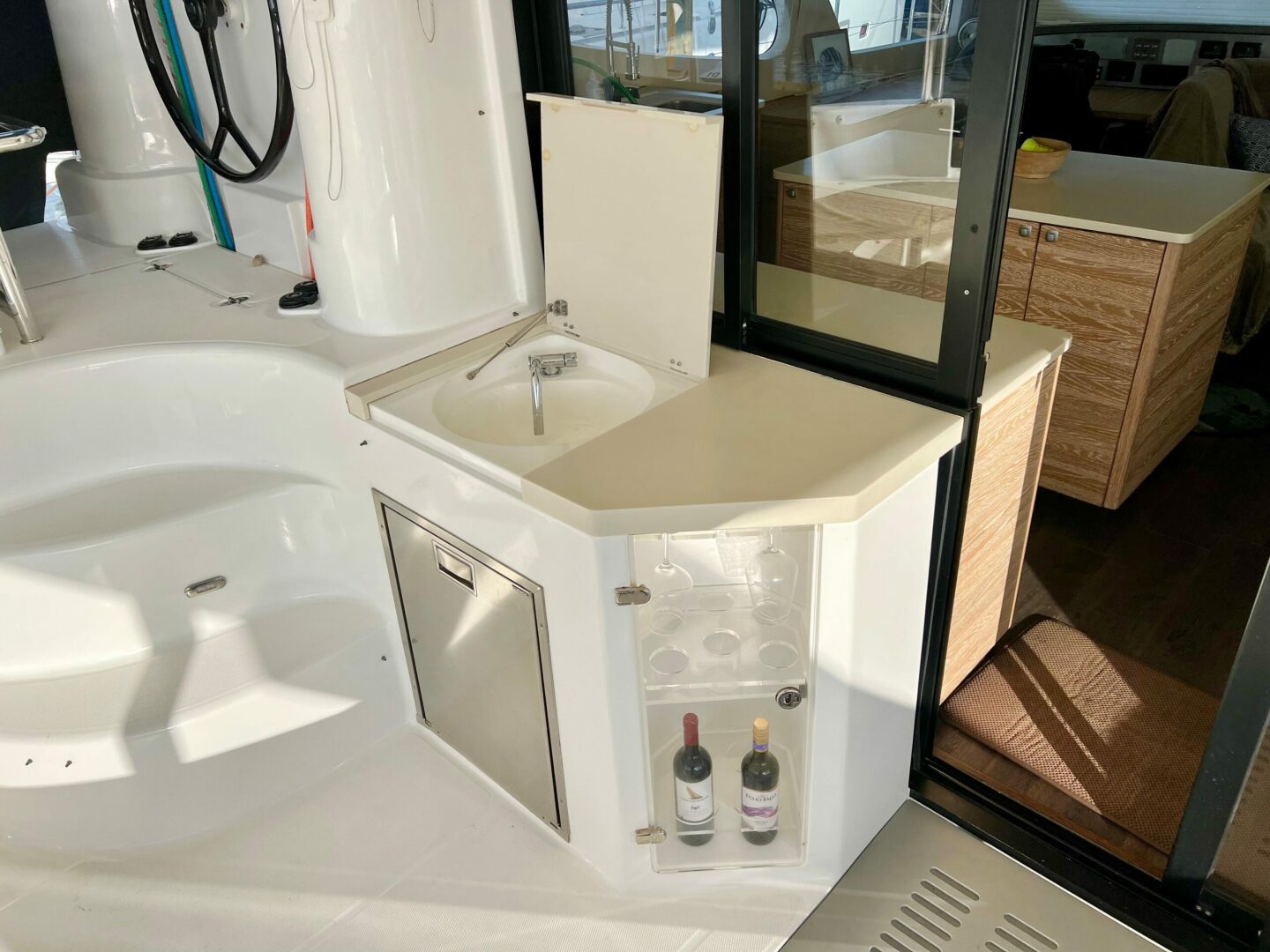 50ft Xquisite Yachts Yacht For Sale