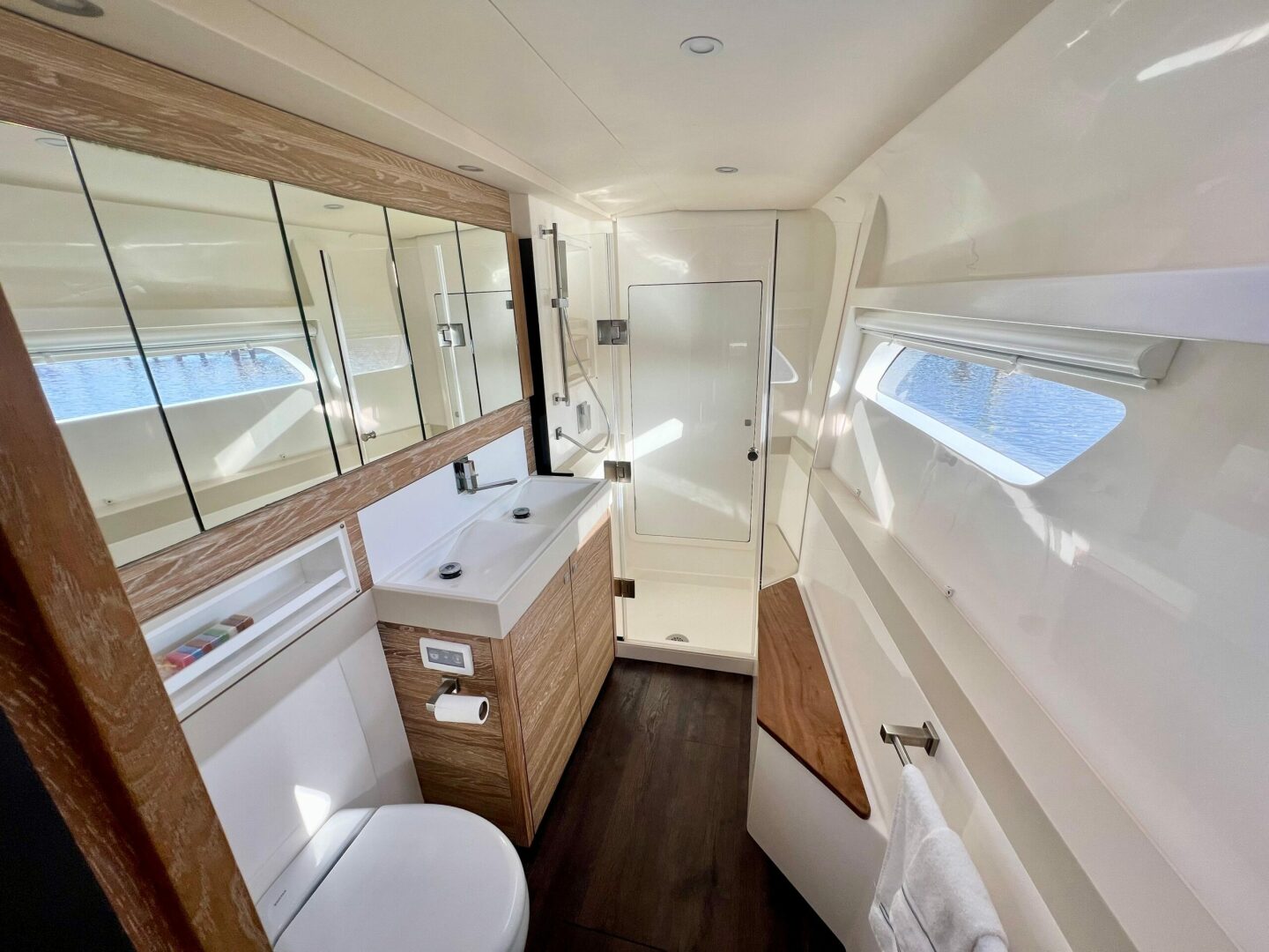 50ft Xquisite Yachts Yacht For Sale